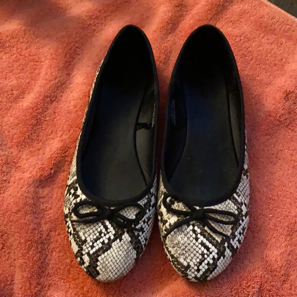 Snake print flats